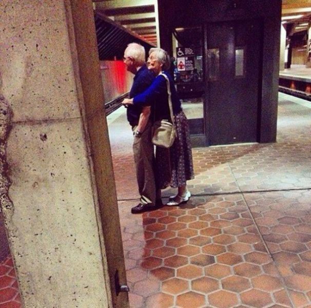 Pictures That Capture The Meaning Of True Love (62 pics)