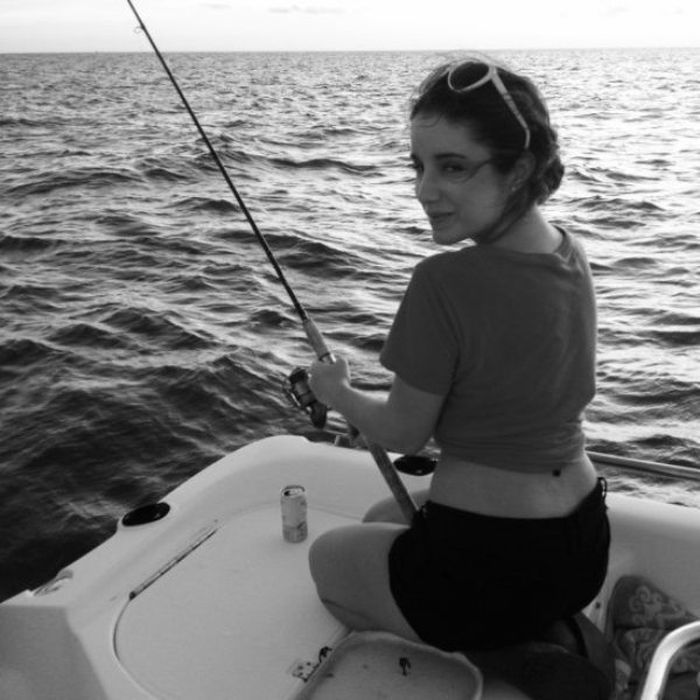 Girls Go Fishing (55 pics)