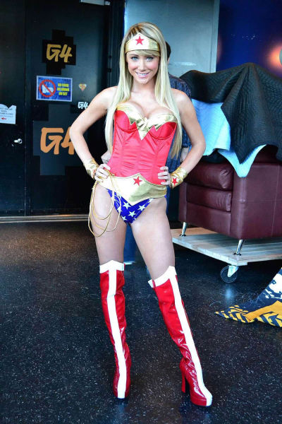 Sara Jean Underwood Shows Off The Hottest Halloween Costumes (66 pics)