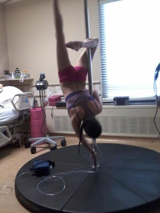 Pole Dancer With 25% Lung Function (6 pics)