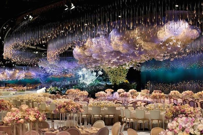 Wedding Reception Looks Like A Living Dream (5 pics)