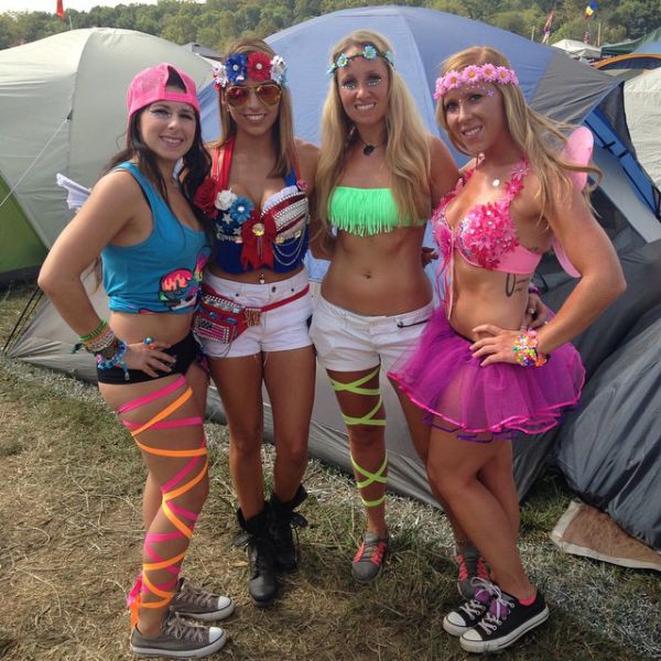 The Gorgeous Girls Of Tommorowland 2014 (38 pics)