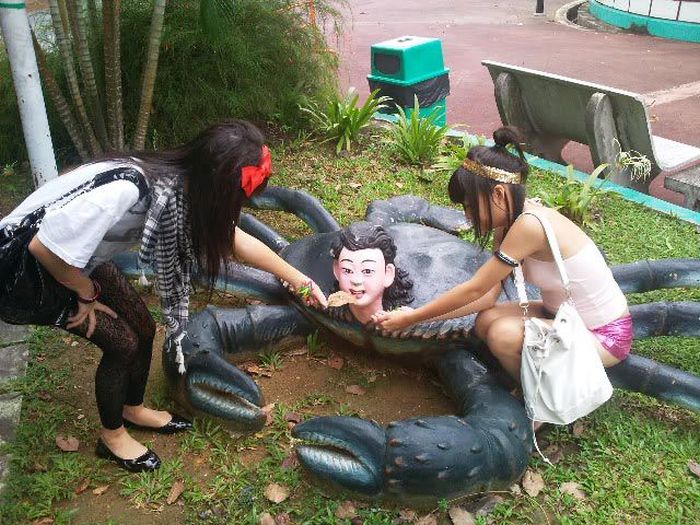 Things You Will Only See In Asia (50 pics)