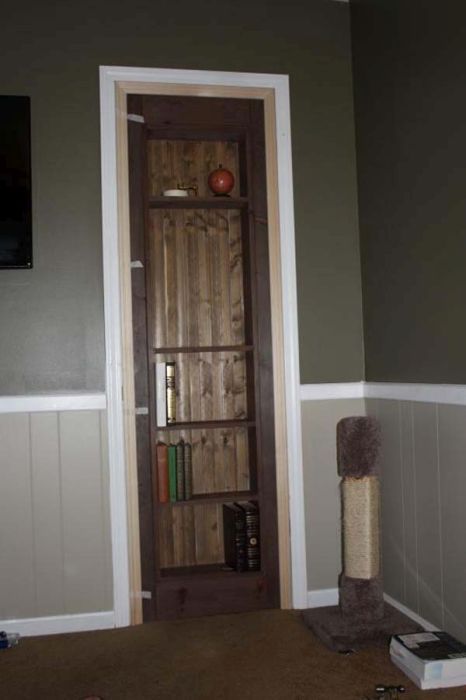 Building A Secret Door DIY (22 pics)