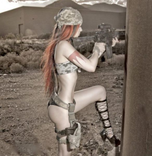 Hot Chicks With Guns Will Blow You Away (80 pics)