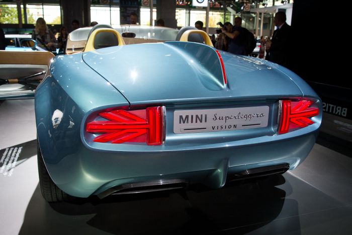 The Incredible Cars Of The Paris Motor Show 2014 (85 pics)