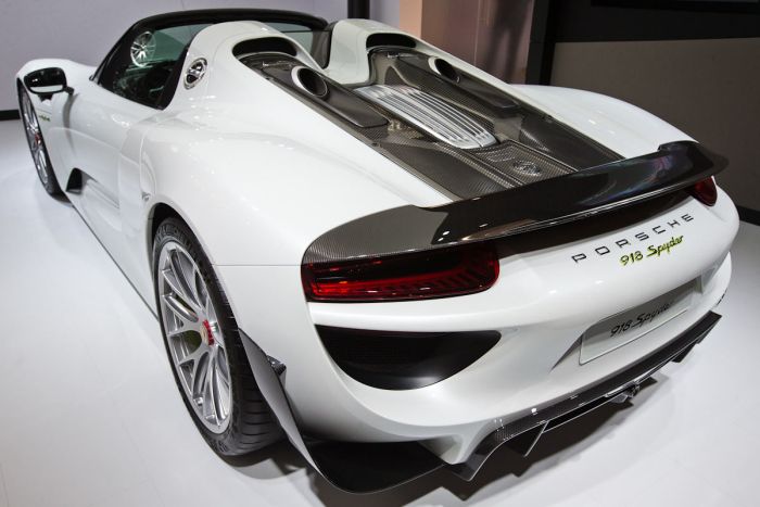 The Incredible Cars Of The Paris Motor Show 2014 (85 pics)