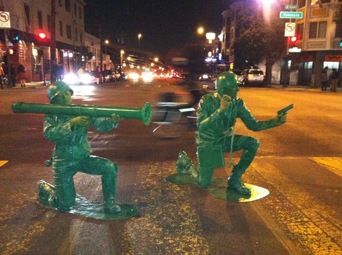 Amazing Homemade Army Men Costumes (7 pics)