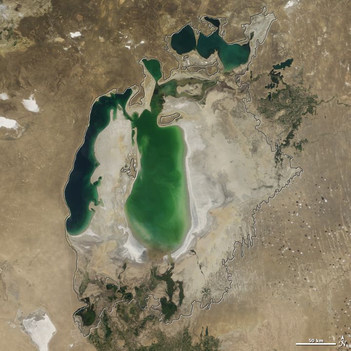 The Aral Sea Is Changing (15 pics)