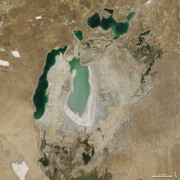 The Aral Sea Is Changing (15 pics)