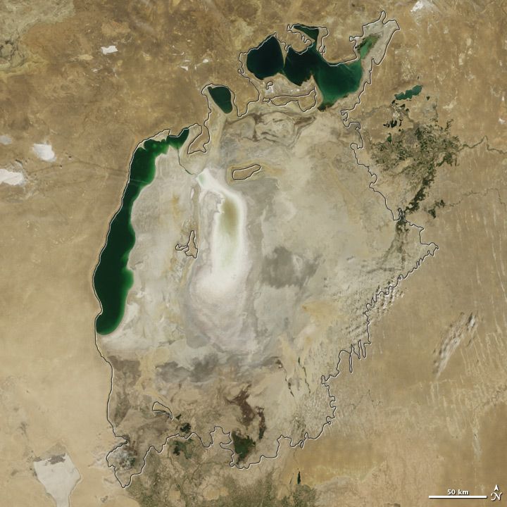 The Aral Sea Is Changing (15 pics)