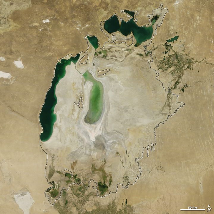 The Aral Sea Is Changing (15 pics)