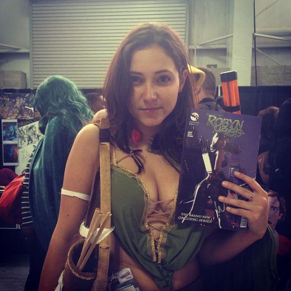 The Hottest Babes From New York Comic Con 2014 (73 pics)