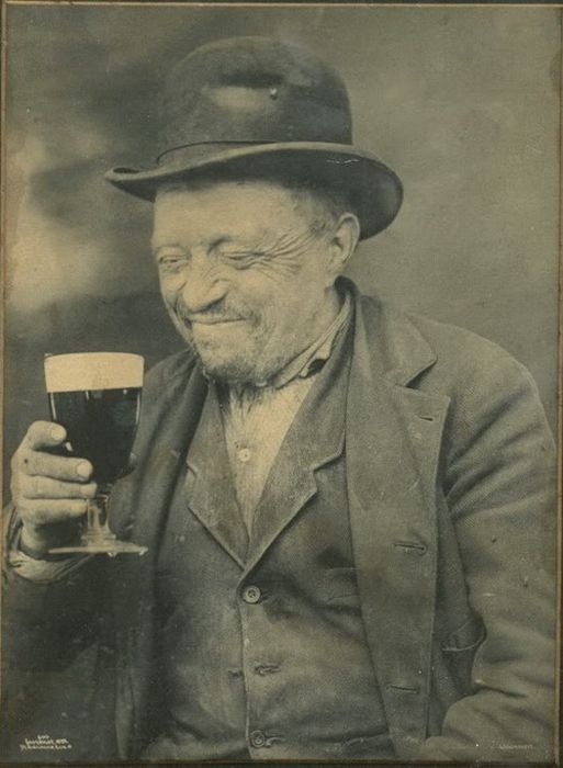 Drunk Americans Vintage Photo (47 pics)