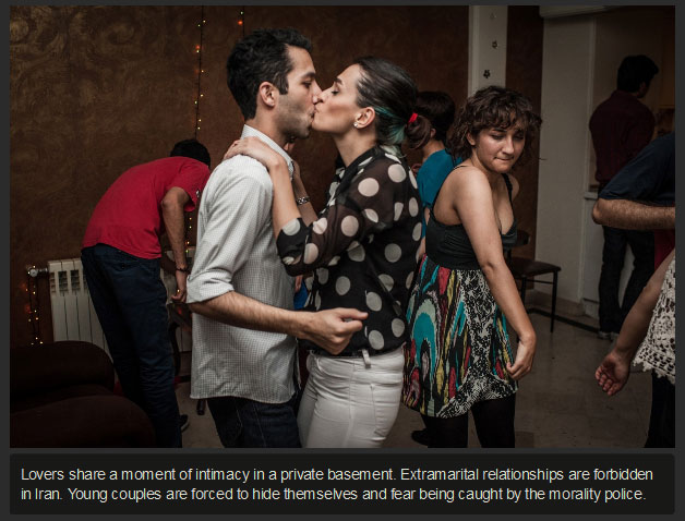 A Look At The Underground Art Scene In Iran (16 pics)