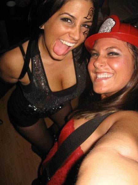 The Best Halloween Costumes For Busty Girls (71 pics)