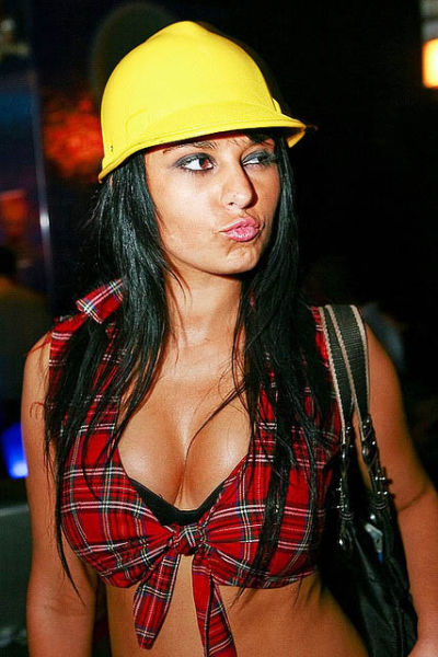 The Best Halloween Costumes For Busty Girls (71 pics)