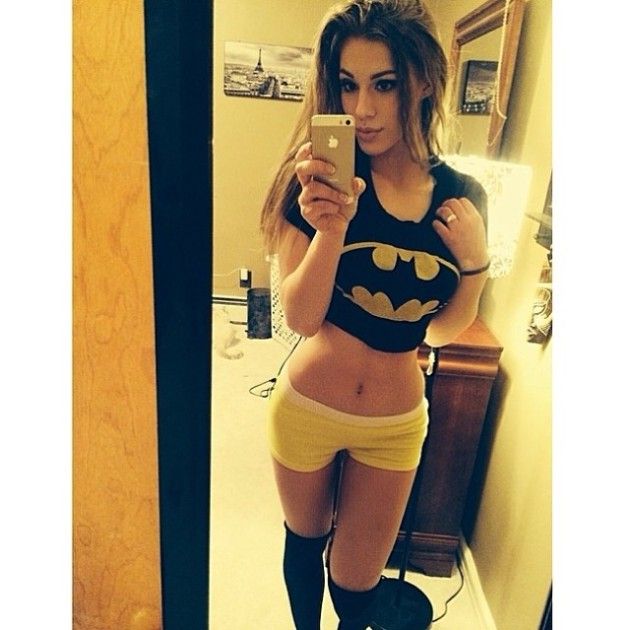 The Hottest Selfies Instagram Has To Offer (39 pics)