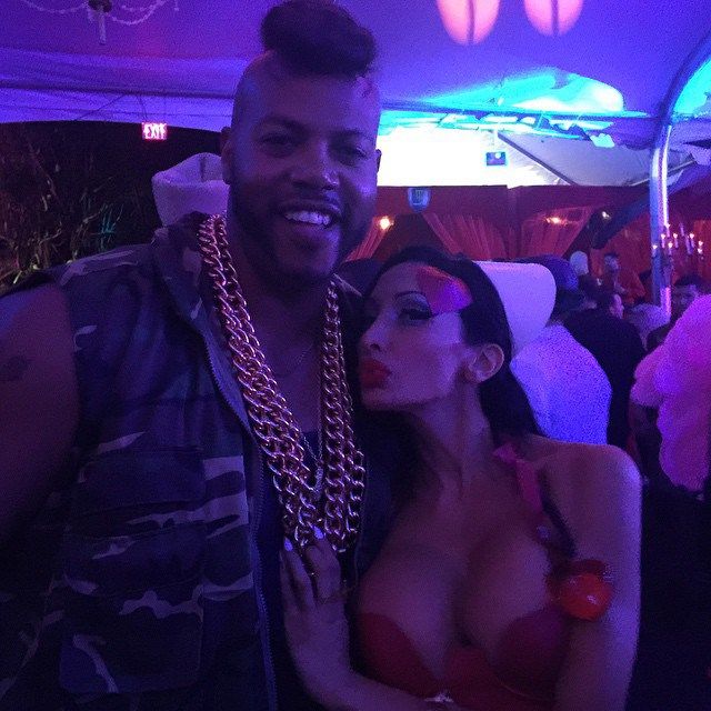 The Best Pics From The 2014 Halloween Party At The Playboy Mansion (58 pics)