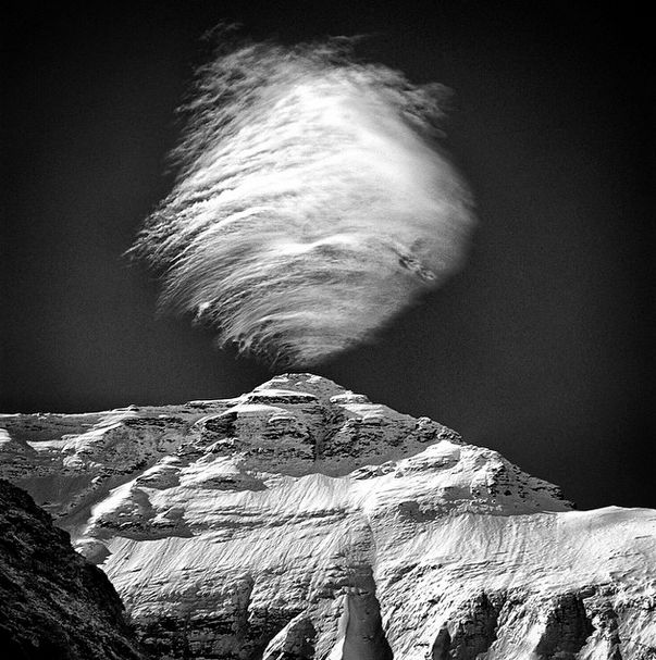 Amazing National Geographic Photos By Jimmy Chin (40 pics)