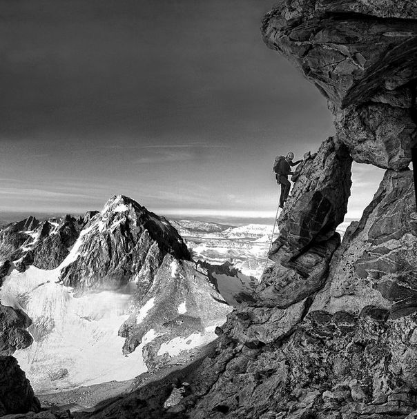 Amazing National Geographic Photos By Jimmy Chin (40 pics)