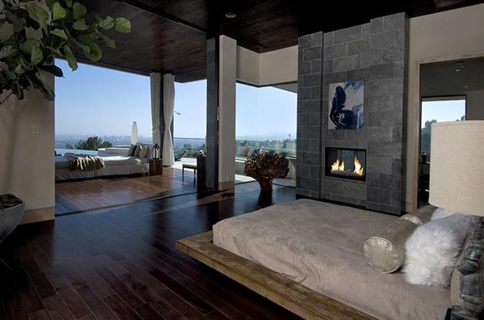 This Is The Most Incredible Bachelor Pad In Los Angeles (32 pics)