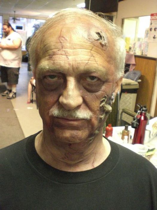 A Behind The Scenes Look At Movie Magic (38 pics)