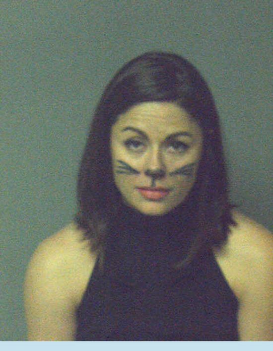 Halloween Mugshots (23 pics)