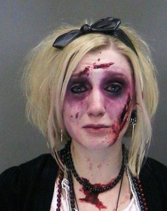 Halloween Mugshots (23 pics)