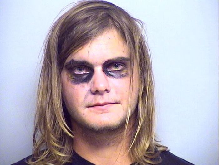 Halloween Mugshots (23 pics)