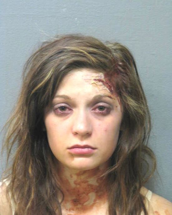 Halloween Mugshots (23 pics) .