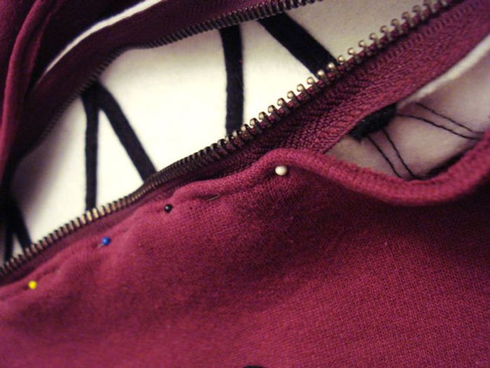 This Zipper Mouth Cat Sweater Is Something You Need To Make (15 pics)