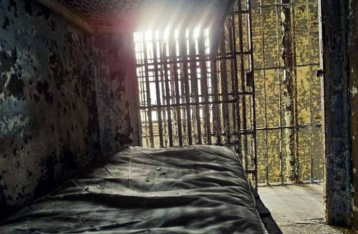 Welcome To The Most Haunted Prison In America (16 pics)