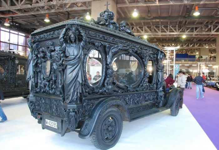 Badass Hearses Help You Leave This World In Style (18 pics)