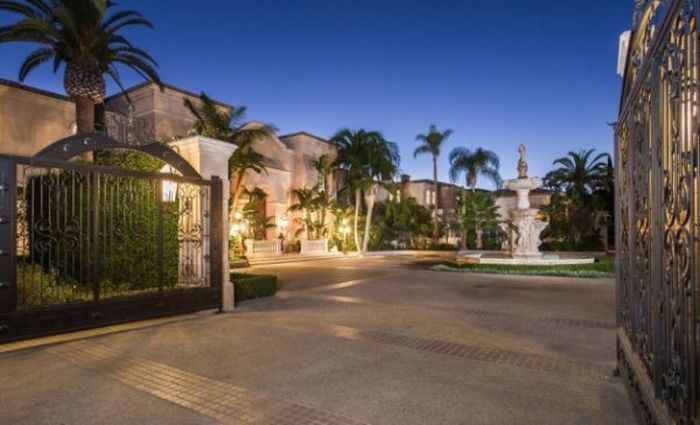 This Is The Most Expensive House In America (17 pics)