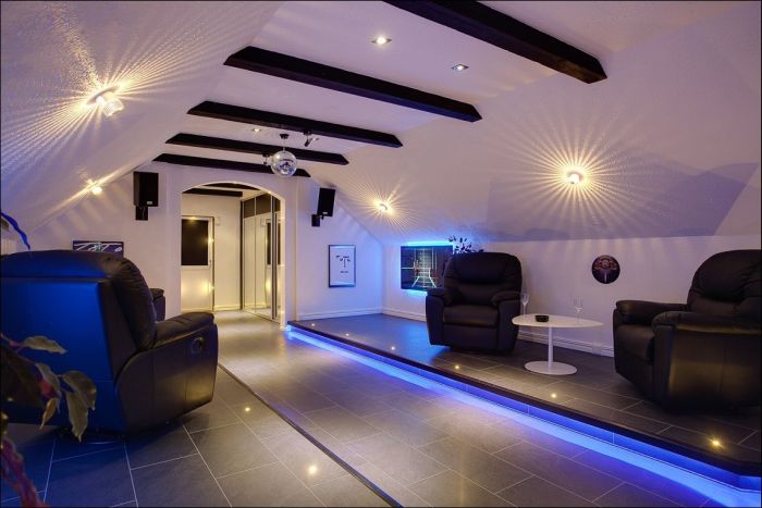 This Swedish House Has A Special Surprise Inside (21 pics)