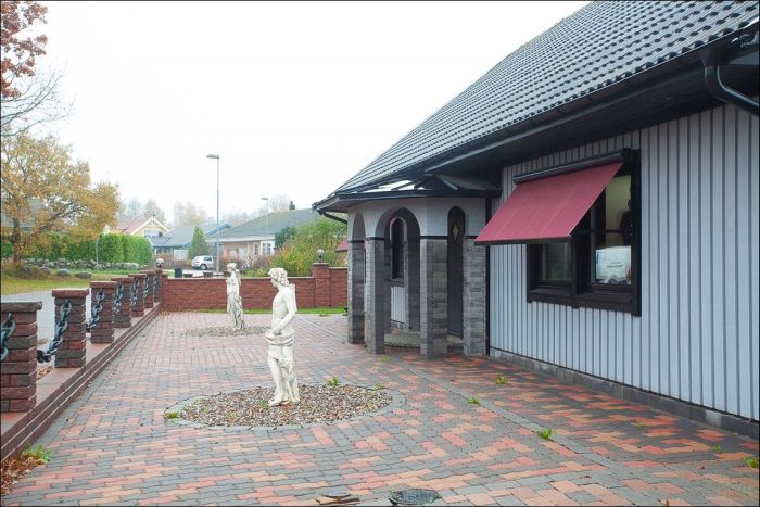 This Swedish House Has A Special Surprise Inside (21 pics)