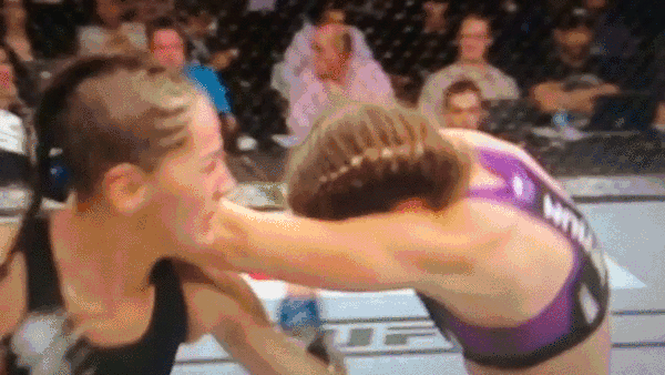 Leslie Smith's Ear Explodes At UFC 180 (5 pics)