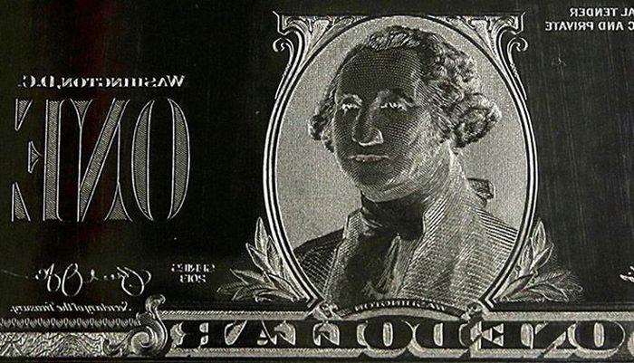 An Inside Look At How American Currency Is Printed (16 pics)
