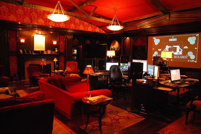 Hans Zimmer Has A Beautiful Music Studio (14 pics)