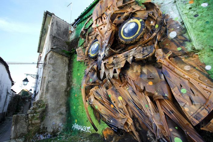 Artist Creates Incredible Owl Sculpture Out Of Junk (6 pics)