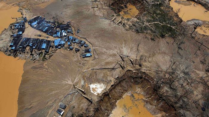 Illegal Gold Mining Is Destroying Peru (26 pics)