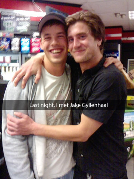 When People Take Pictures With People They Think Are Celebrities (31 pics)