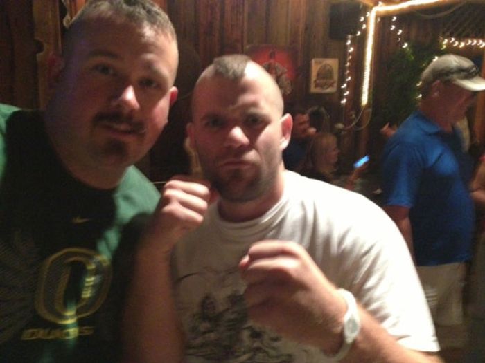 When People Take Pictures With People They Think Are Celebrities (31 pics)