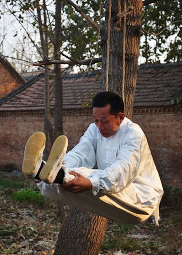 Lee Lyangbin Is A Kung Fu Master (4 pics)
