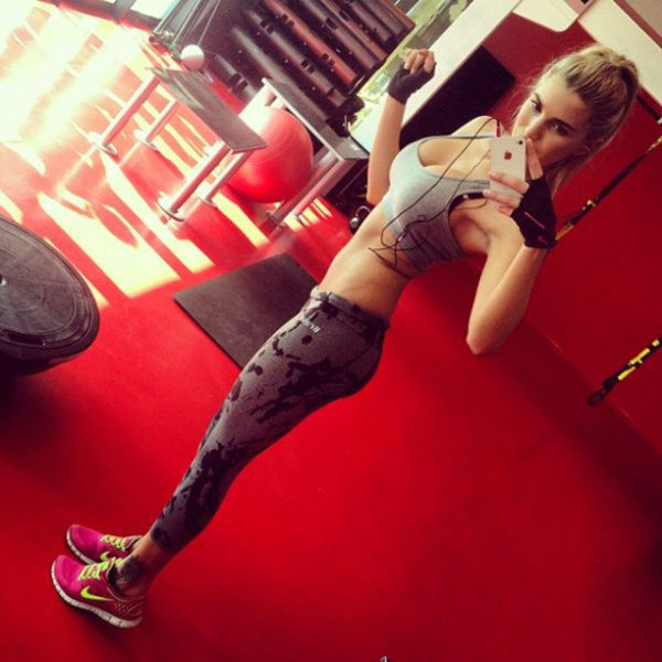 These Girls Make Working Out Look Good (63 pics)