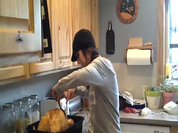 Pregnant Thanksgiving Turkey Prank