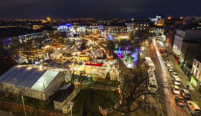 Europe Is Ready For Christmas (38 pics)
