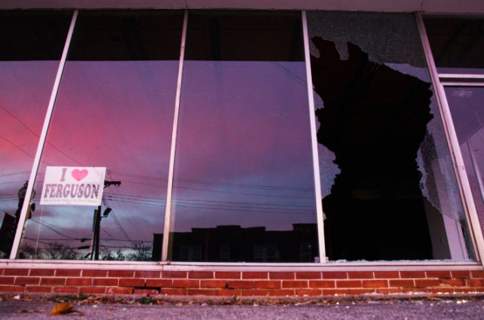 The Internet Raised $200K In A Day For A Ferguson Bakery (5 pics)