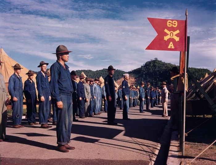 1940s Black And White Photos In Color (49 pics)